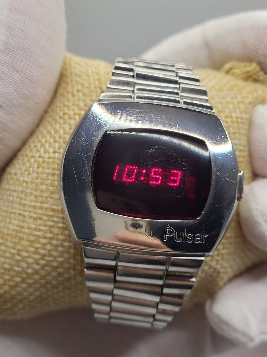 フィッシャーマン　PULSE#1s VTG Pulsar Watch 32mm Rectangle Analog Digital 1980s Needs Repair