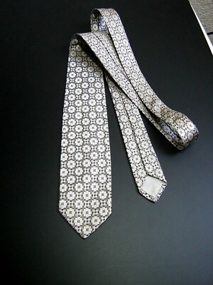 Rare Three Stars Rare New Vintage 60 Silk Made In Italy