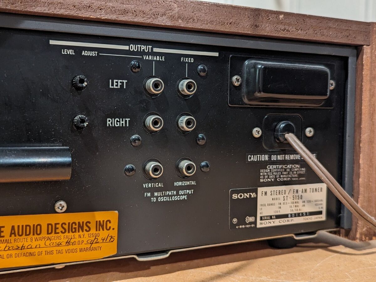 Vintage Working 1970s Sony ST-5150 AM/FM Stereo Solid State Vintage Working 1970s Sony ST-5150 AM/FM Stereo Solid State