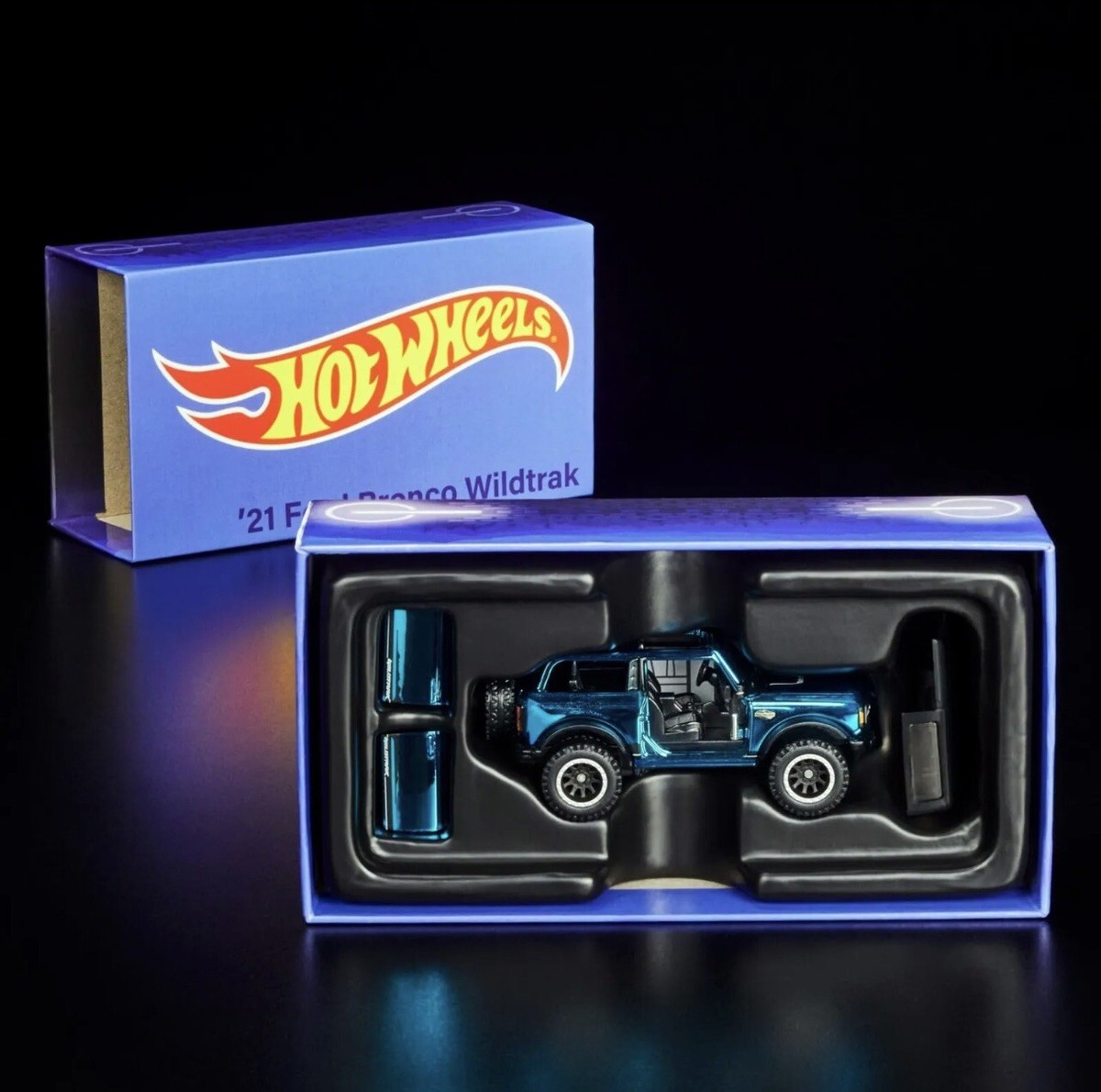 ホットウィール RLC限定 FORD BRONCO wildtrak Opening Hot Wheels RLC Ford Bronco Wildtrak - YouTube