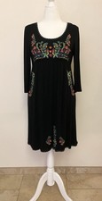 Chelsea & Theodore 3/4 Sleeve Black Floral Embroidered Knit Dress Size M