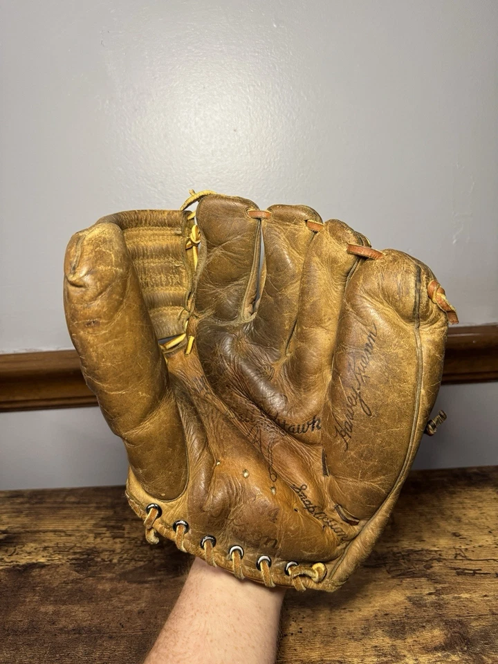 Vintage Wilson A2234 Harvey Kuenn Ball Hawk Baseball Glove Right Hand Throw USA - Image 2 of 4