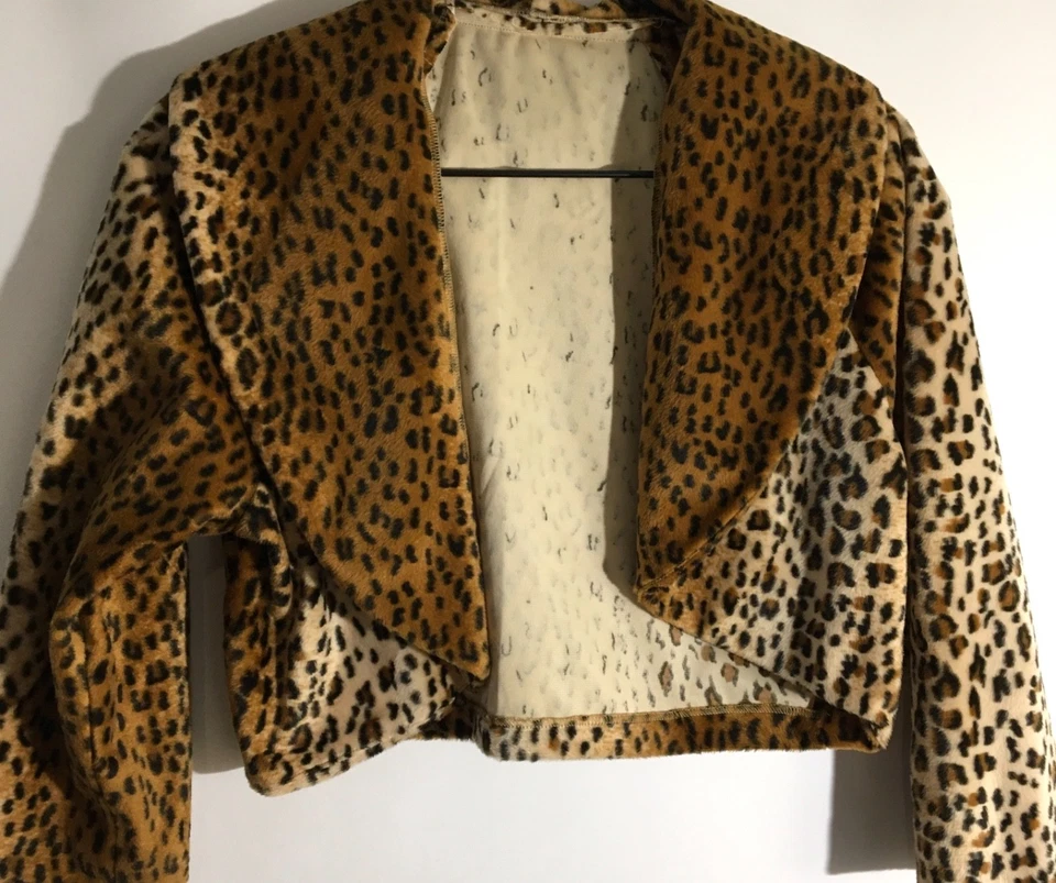Vintage 1960's Faux Fur Leopard Print Short Cropped Bolero Open Front Small Coat - Image 3 of 4