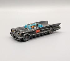 Corgi Husky - Batmobile (Original, 1966)