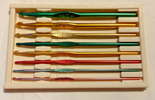 Vintage 8 Piece Set Boye Aluminum Crochet Hooks  Case USA Made D E F G H I J K