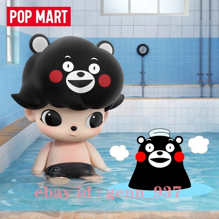 Figura de diseñador Pop Mart Mega Just Dimoo 400 % Kumamon PVC H/25 CM (9,84 pulgadas) Foto 4 de 4