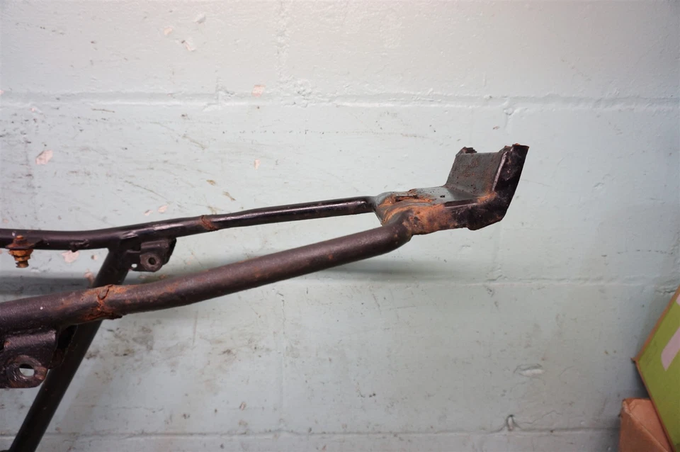 1964 Triumph T120R T 120 T120 R Bonneville 650 TR6 *2818 рама  - Изображение 3 из 4