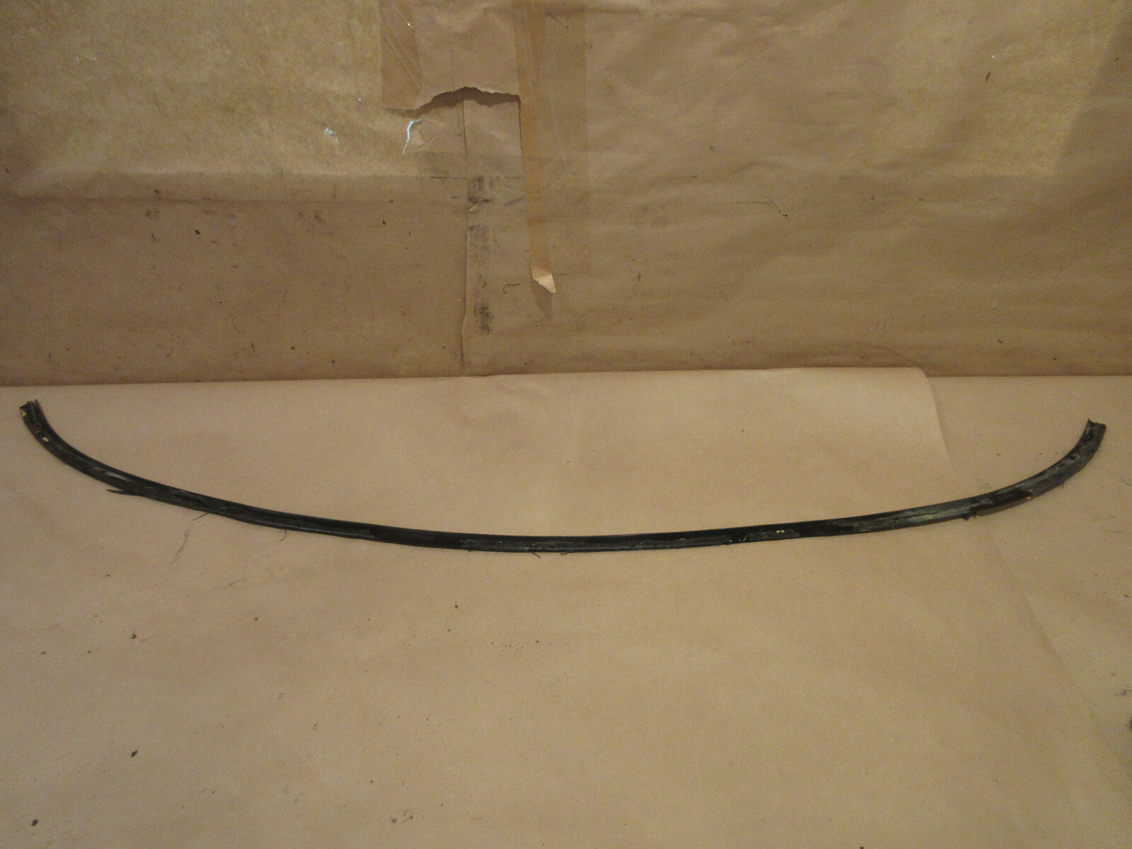 Ferrari 208,308,328 Front Screen/ Dashboard Fillet P/N 60121506