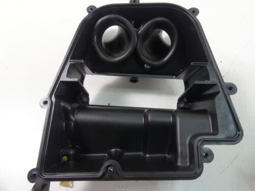 2017 Triumph Thruxton 1200 R Air Box Cleaner Breather Filter T2201106 - Picture 3 of 12