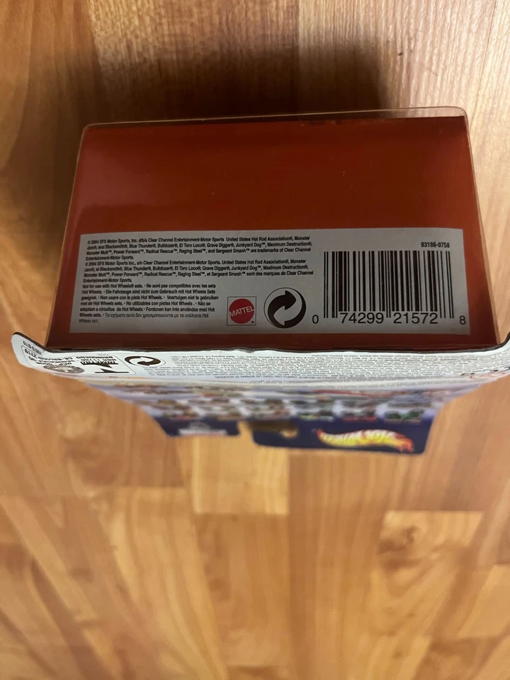 Hot Wheels Monster Jam 2004 1:64 Sergeant Smash #20 Hummer    Foto 2 de 3