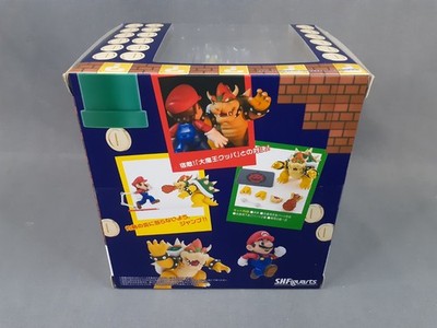 Bandai S.H.Figuarts SHF Action Figure - Bowser (Super Mario) for