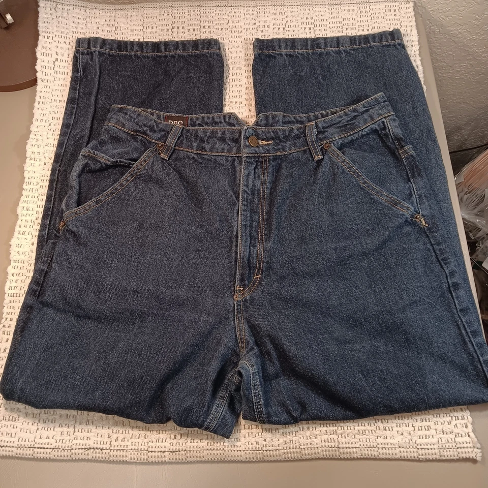 BDG Urban Outfitters women's high rise baggy carpenter style jeans sz 32 - Image 3 of 4