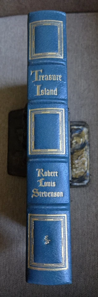 Easton Press Treasure Island Robert Louis Stevenson Leather Bound 1977 Edition - Image 3 of 4