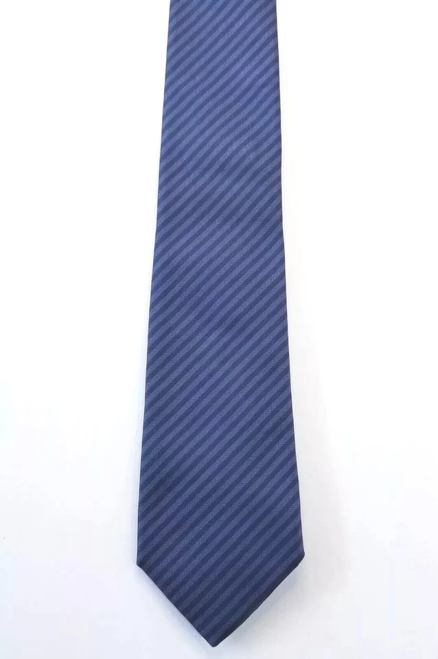 Marc Jacobs 令人印象深刻,蓝色和黑色条纹印花丝绸领带 3 x 58 — 第 2/4 张图片