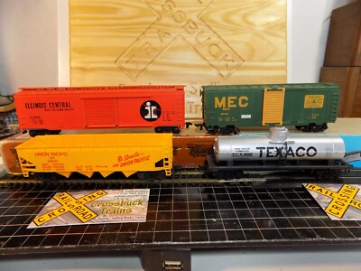 HO Set/4 50' Boxcar, 40' Boxcar, Single-dome Tank Car, 4-bay Hopper (042716)