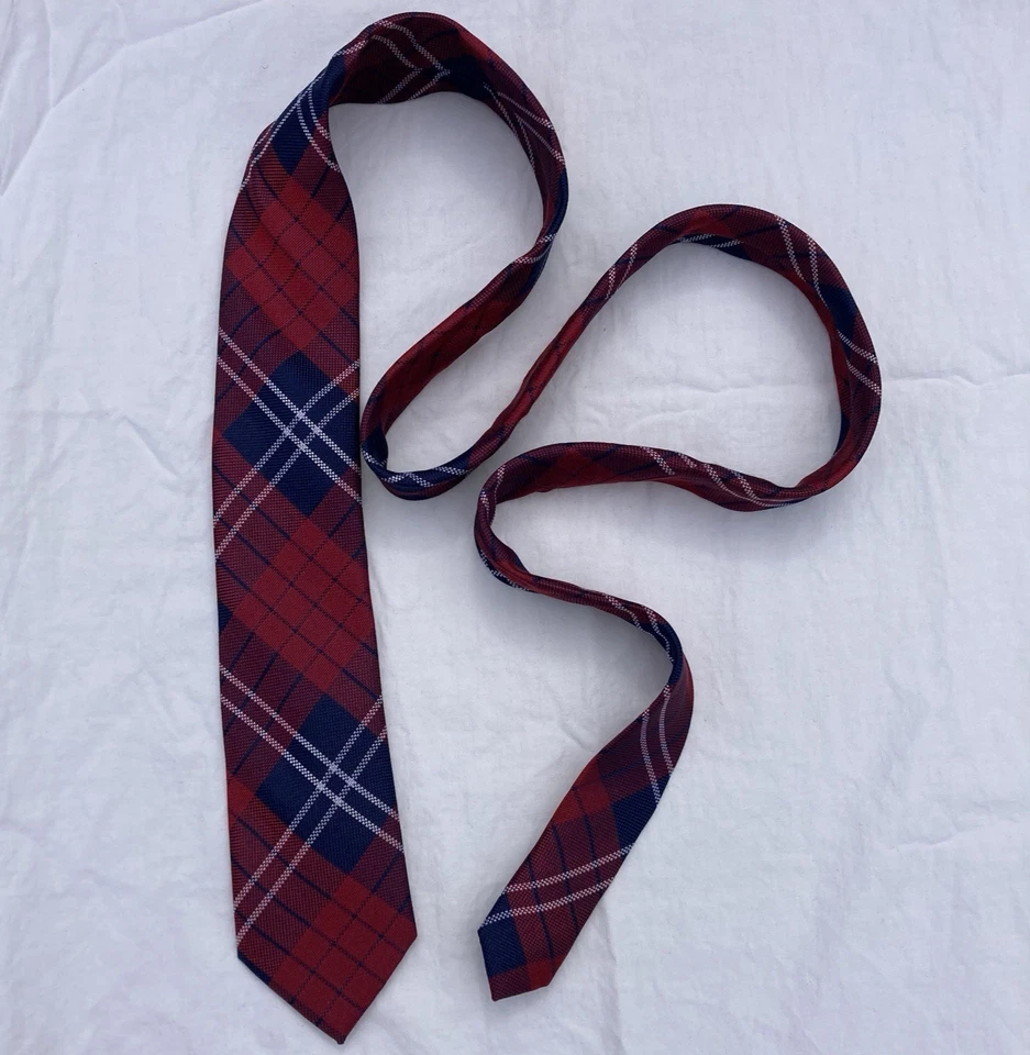 LAUREN Ralph Lauren Men's Silk/Wool Neck Tie Red Blue Tartan Plaid Black Label - Image 4 of 4