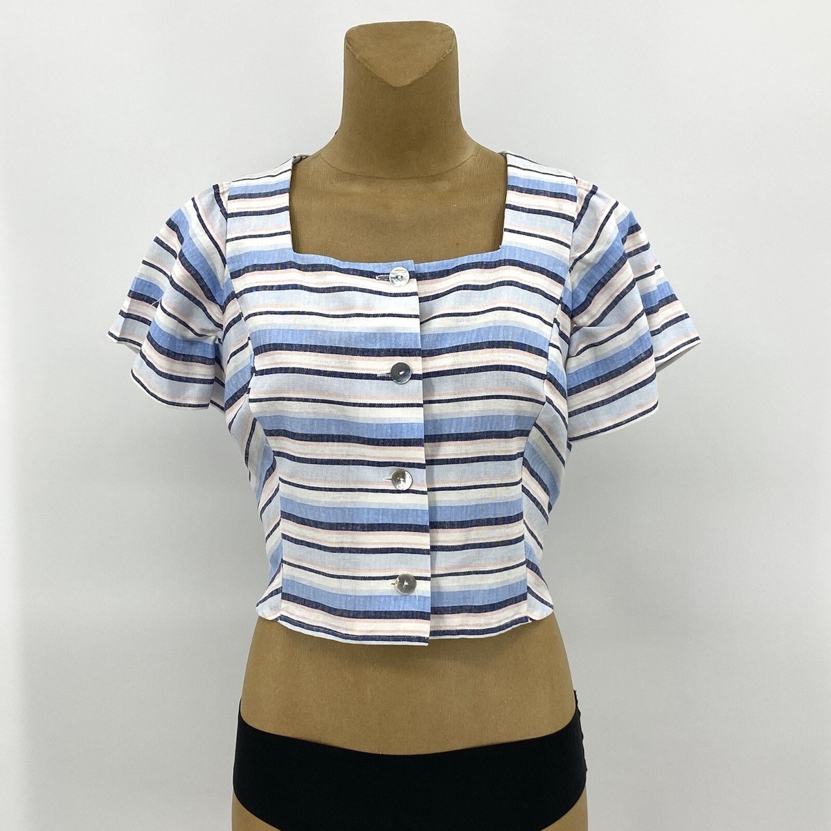 Coco Bianco Medium Linen Blend Cropped Shell Button Short Sleeve