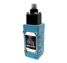 NEW HONEYWELL MICRO SWITCH 102ML1 LIMIT SWITCH