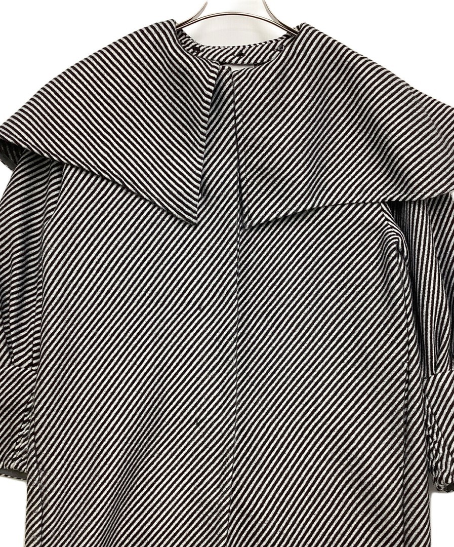 Ameri Cape Puff Sleeve Coat 1220740730 Black Whit… - image 3