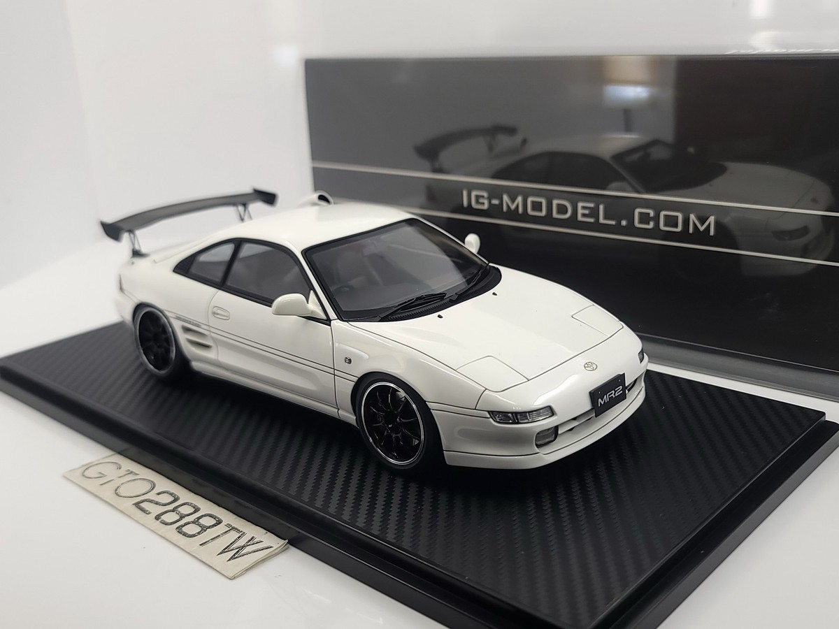 Ignition Model(IG) 1:18 scale Toyota MR2 (SW20) - White (IG3336