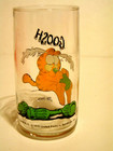 GARFIELD glass GOOSH 5" tall 2 1/2" wide HOLDS 11 oz BRIGHT GRAPHICS EXCELLENT — photo 2