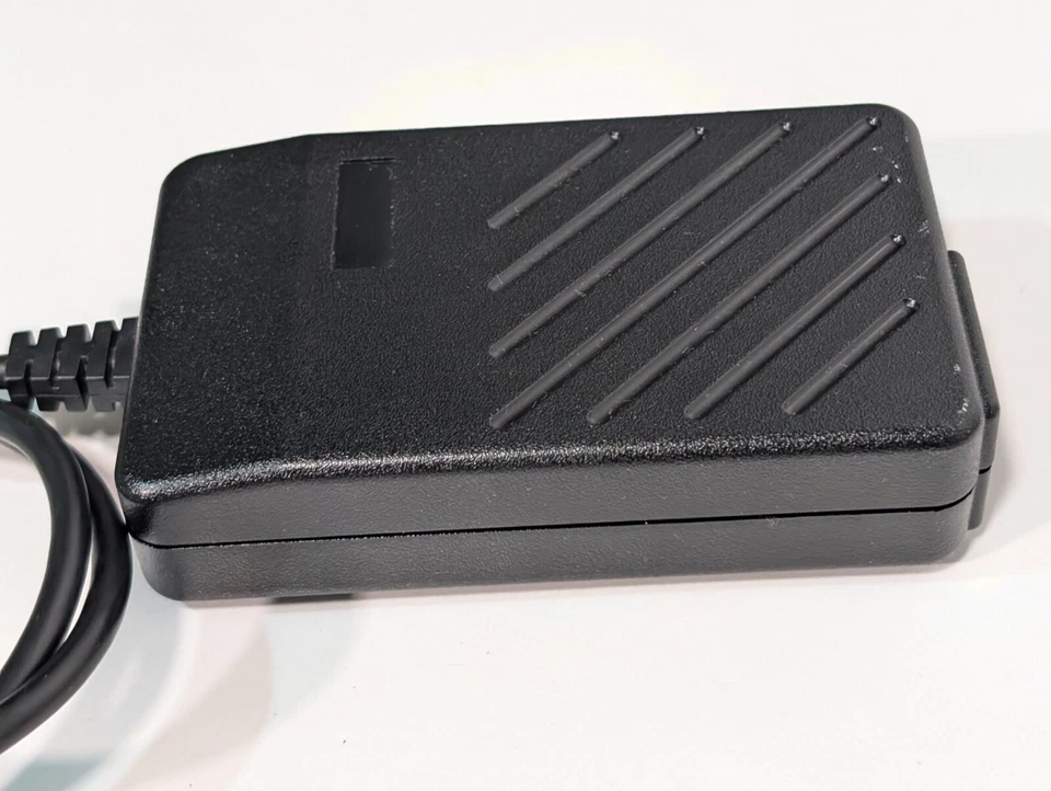 Adaptador universal de CA/CC GE 2018859-001 ICC ELECTRONICS, fuente de alimentación 3610 OEM Foto 2 de 4