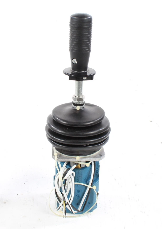 New 31L1-1062 Hyundai Control Valve Assembly - Image 4 of 4