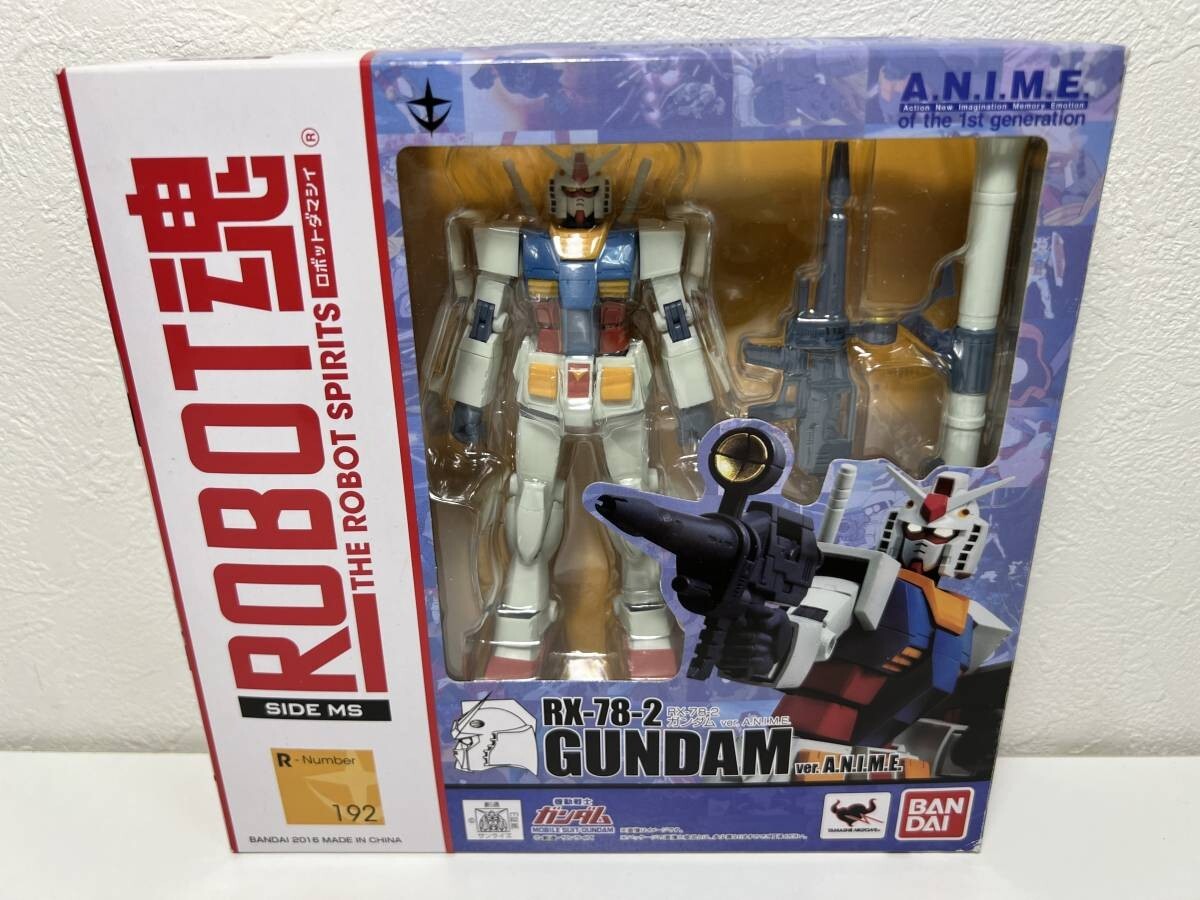 ロボット BANDAI RX-78-2 GUNDAM & MS-06S ZAKU II Bandai SDCS RX-78-2 Gundam & MS-06S Zaku II - Newtype