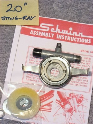 SCHWINN STING-RAY 20'' WHEEL HURET BICYCLE SPEEDOMETER BIKE SPEEDO HUB DRIVE SET