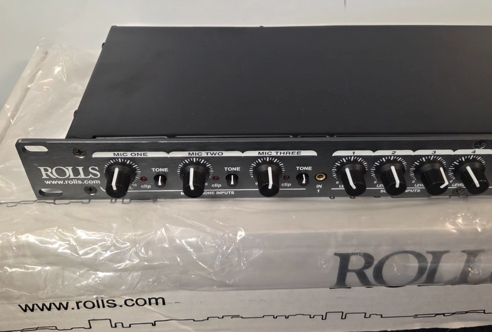 Rolls RM67 Rack Mount Mic/Line Mixer 3 XLR/4 RCA 1U new in the box - Image 4 of 4
