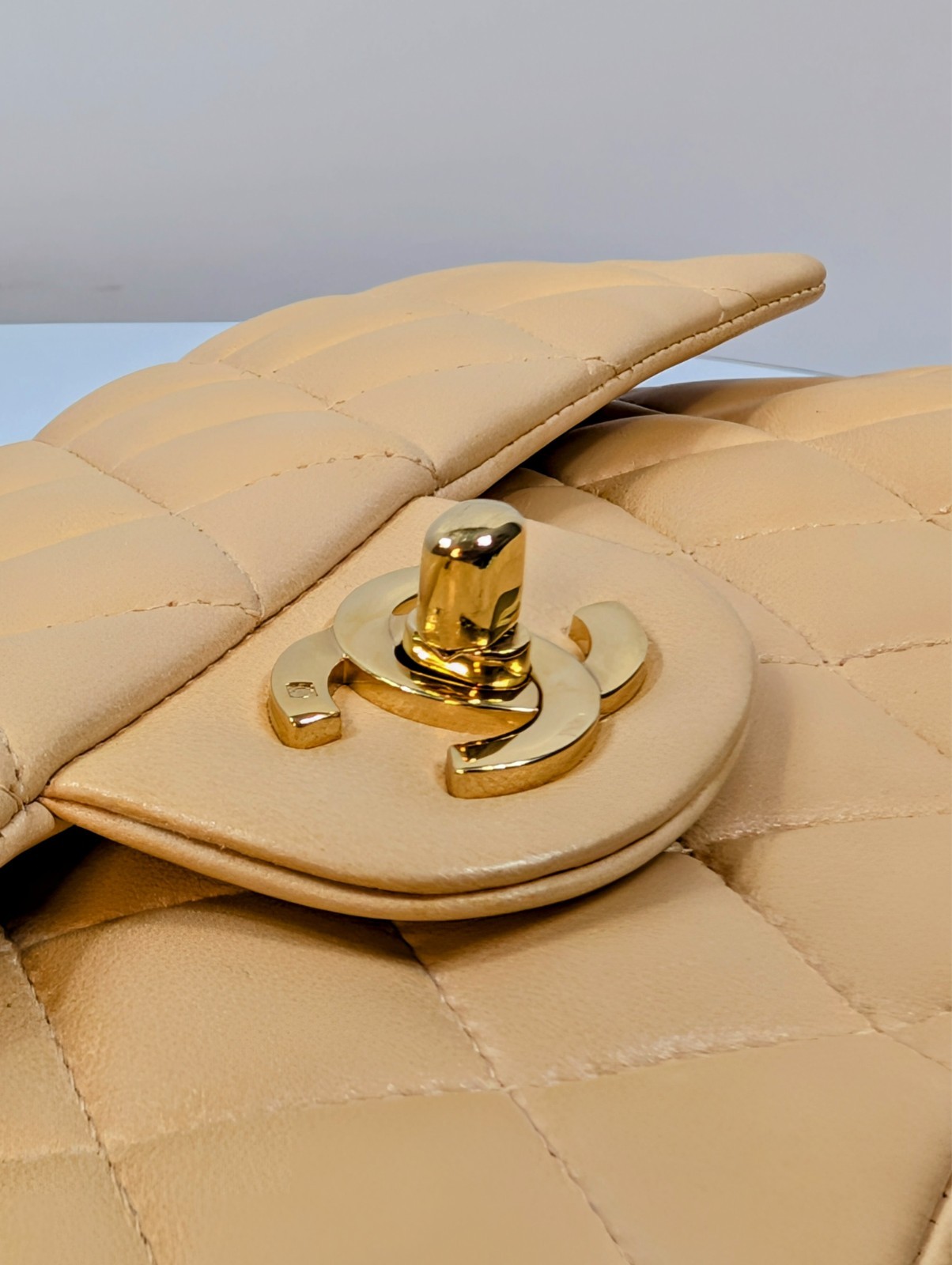 Chanel Vintage Pale Yellow/Cream Lambskin Classic Double Flap Bag (24k Plated) image 8