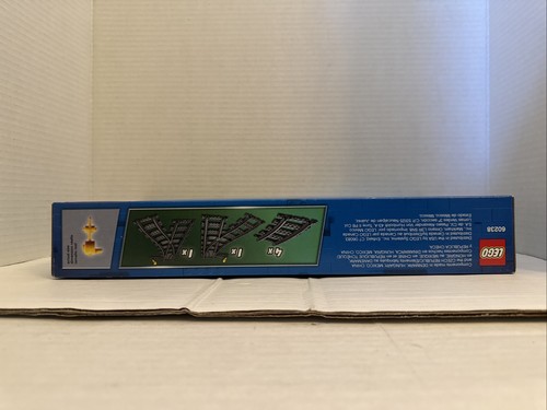 LEGO City: Switch Tracks #60238, NISB 4 Curved, 2 Switch ๐ - Picture 3 of 6