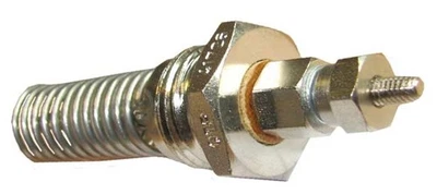 MASSEY FERGUSON® Glühkerze für Fordson Dexta TEF 20 Ref. Teile Nr: 81716982, 826205M1, E197CQ9