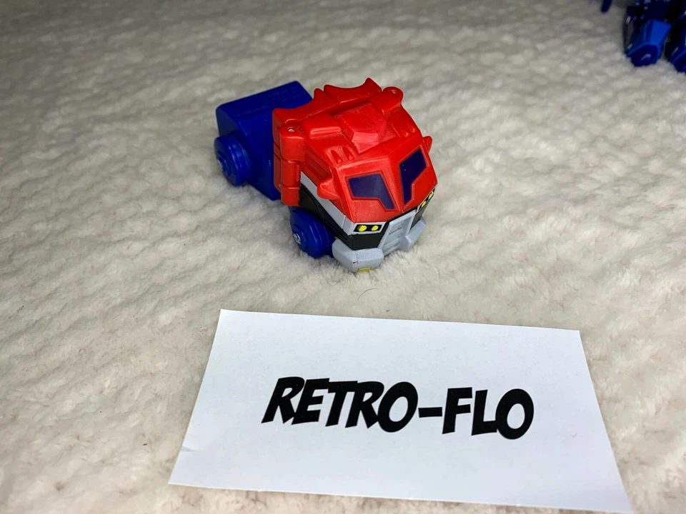 Figurina Transformers Optimus Prime Hasbro 2008 McD's RARA 12cm - Immagine 3 di 3