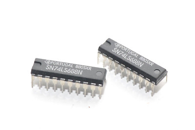 Lot De 2 Circuits Intégrés Motorola SN74LS688N - 20 Broches - Neuf De Stock Ancien (quelques Traces)
