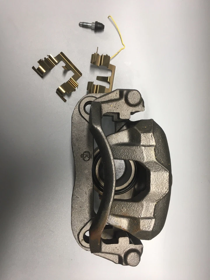 Суппорт дискового тормоза Raybestos FRC10392 передний правый подходит для Mazda 929 1992-95 годов выпуска - Изображение 4 из 4