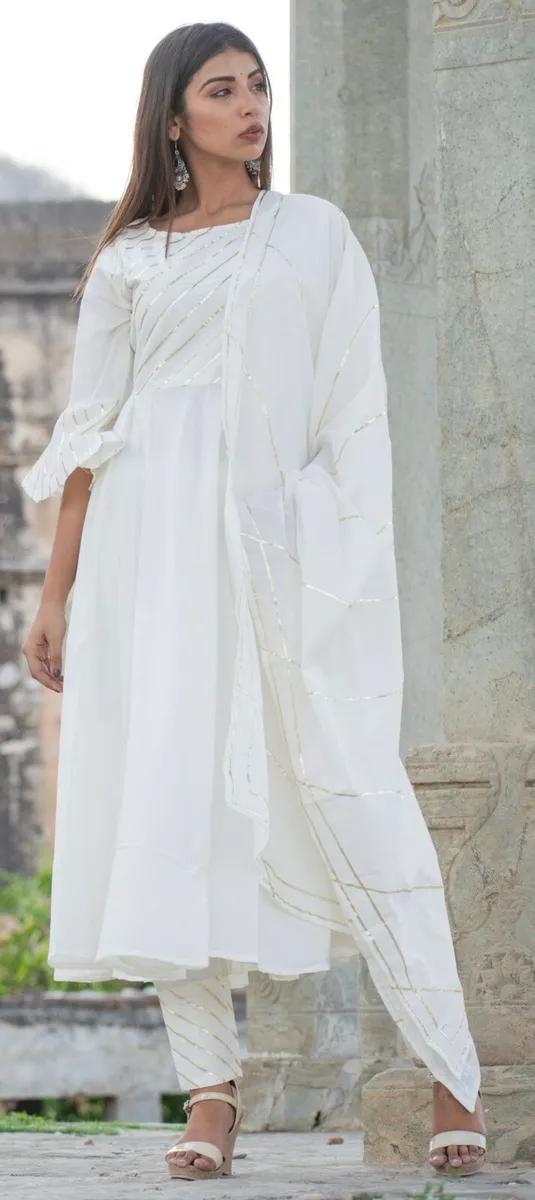 White salwar best sale kurti