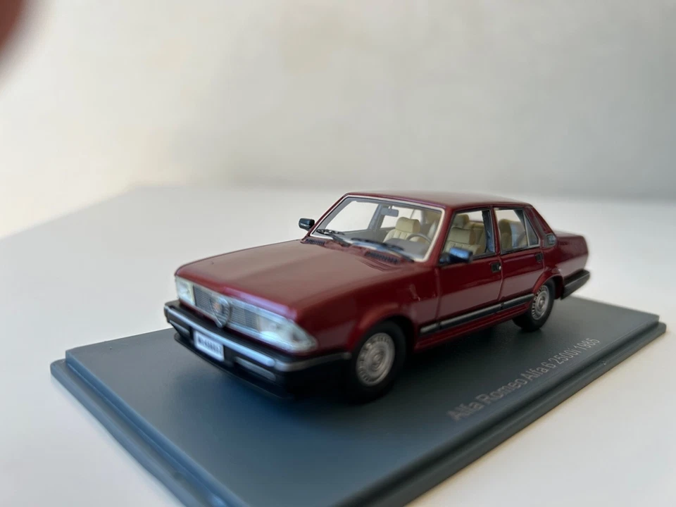 Modelos Neo Escala Alfa Romeo Alfa 6 2500i 1985 1:43 Foto 3 de 4