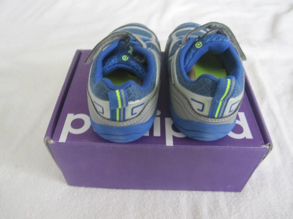 PEDIPED NUEVO EN CAJA Grip Force Niños Pequeños Zapatos Atléticos Talla 5 EE. UU. 21 UE Azul Gris NUEVO Foto 3 de 4