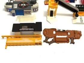 Lot of Vintage Galoob Micro Machines Travel City Pieces Quarry, House, City Hall