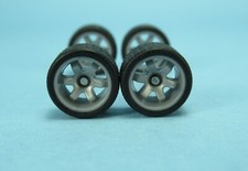1/64 Wheels 1/64 Wheel and Tire Set Real Riders 6-Spoke Style Gray V-71