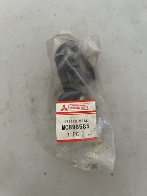 MC898585, MC849478 Break Air Pressure Switch Fuso Mitsubishi OEM  