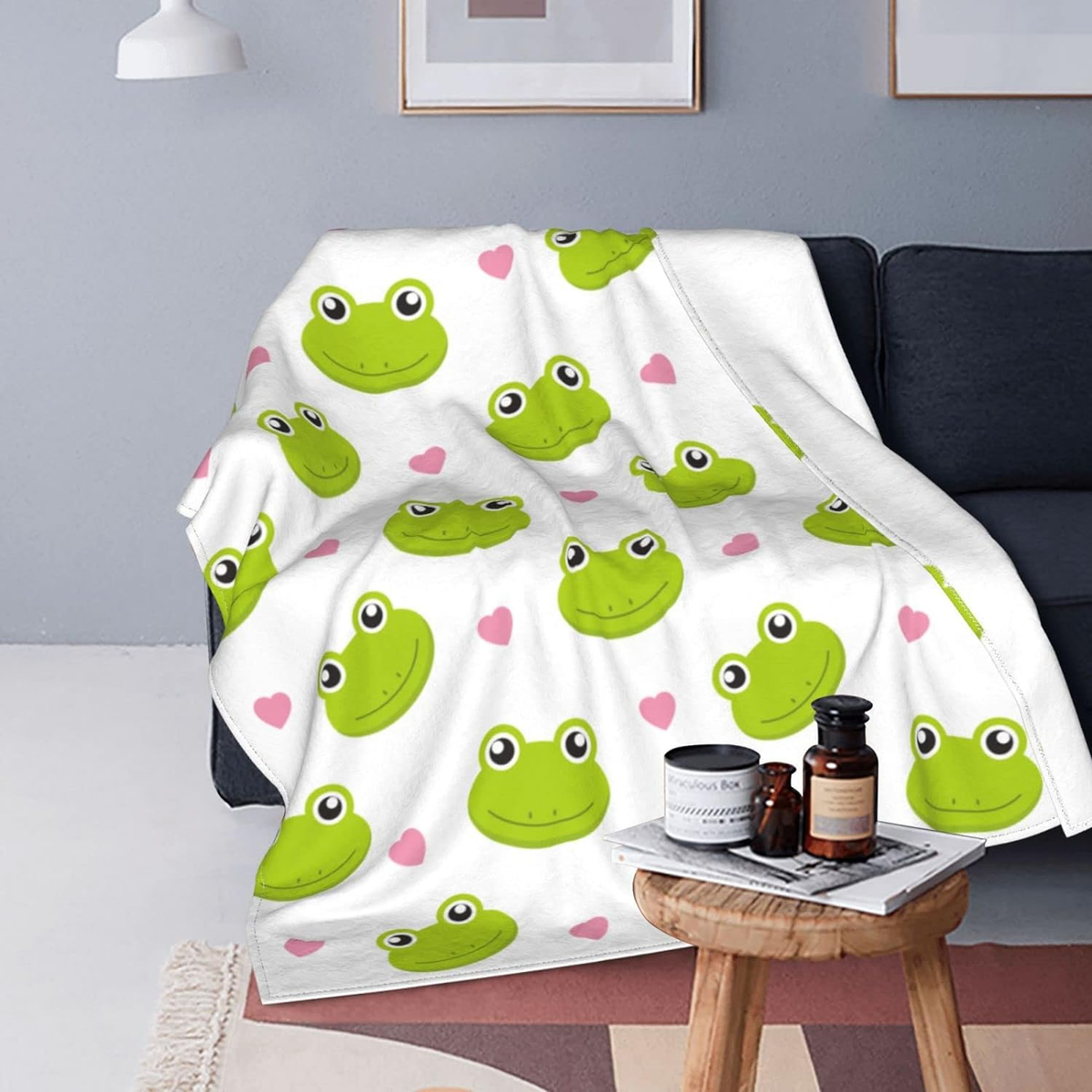 Cozy Frog Fleece Blanket Lightweight Soft