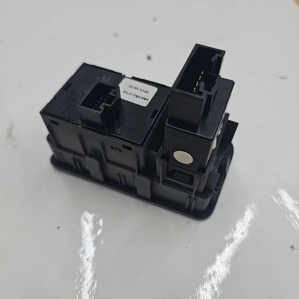 12-14 HYUNDAI ACCENT TRACTION CONTROL ACTIVE ECO SWITCH 3AK1RJ-1710 Dimable - Image 3 of 4