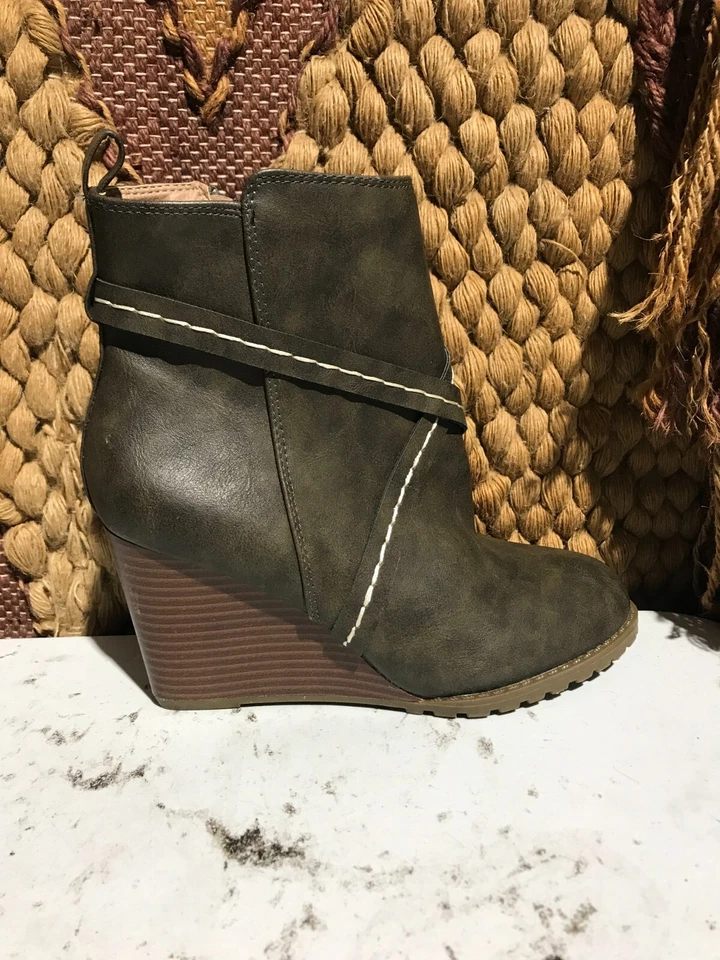 Diba Verde Botín Balen Cuero Bota Cuña Zapatos Talla 7.5M Foto 2 de 4