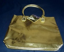 Gold Purse With Diamonds