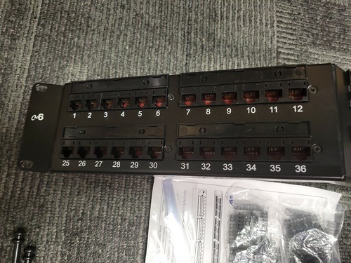 HUBBELL HP648A Nextspeed Category 6, 48 Port Patch Panel Angled, Black, 2U, New - Afbeelding 3 van 11