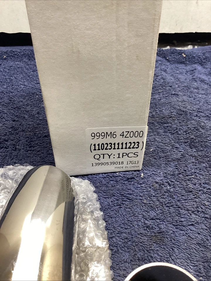 Nissan Versa 2013-2015 punta de escape cromada de acero inoxidable OEM 999M6-4Z000 Foto 4 de 4