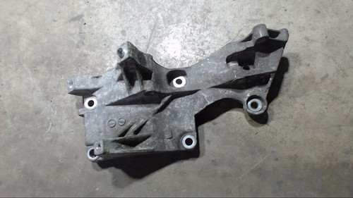 Aggregateträger Aggregatehalter 045903143E 1422 CCM 51 KW VW Polo 1.4 TDI Bj