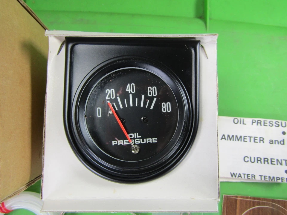 Manómetro de presión de aceite universal de 2" Jeep CJ3B CJ5 CJ6 FC-150🔥NUEVO EN CAJA🔥G-1301 Foto 2 de 4